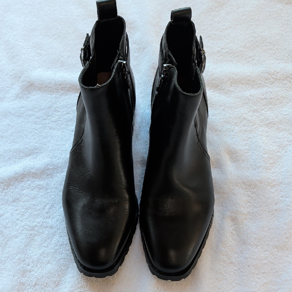 Blondo Sullivan black waterproof leather ankle boots